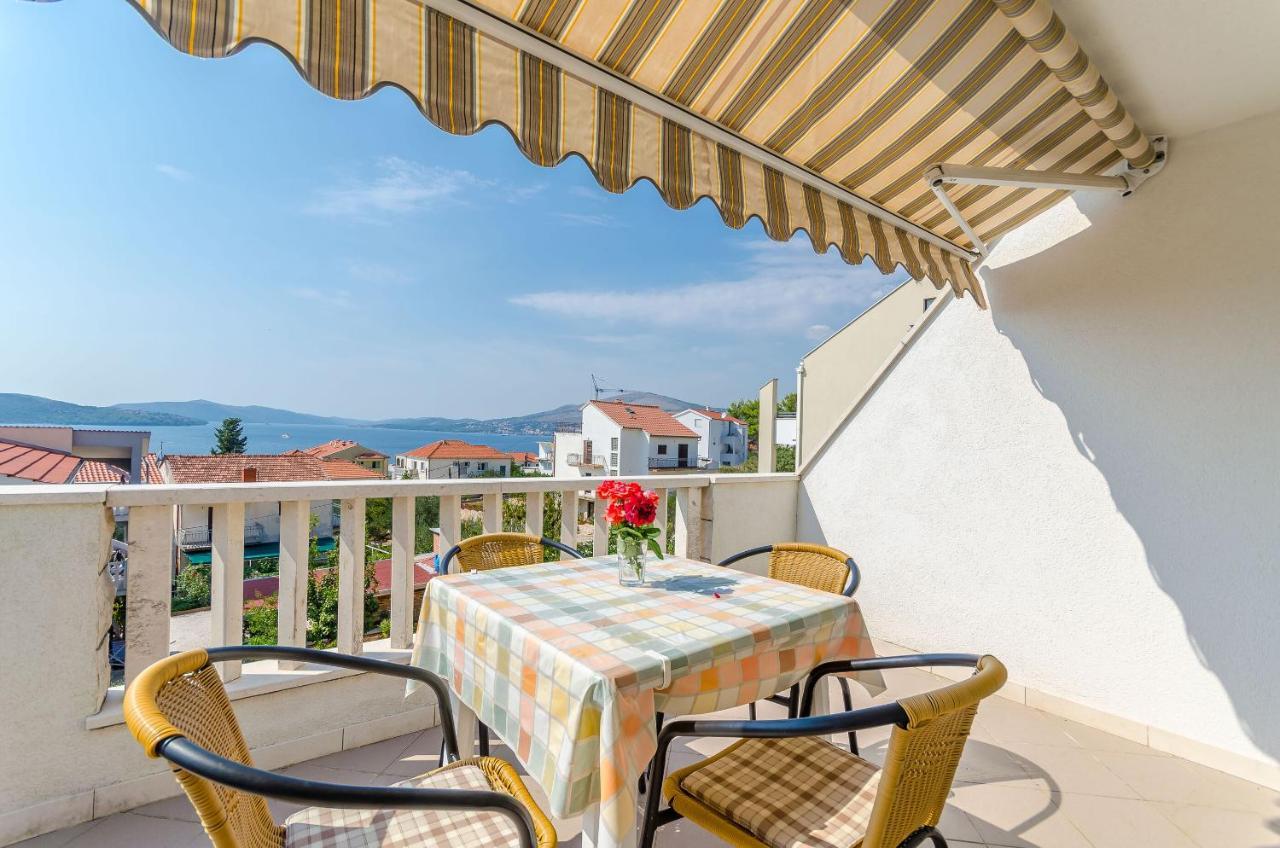 Apartments Tily Trogir Exterior photo