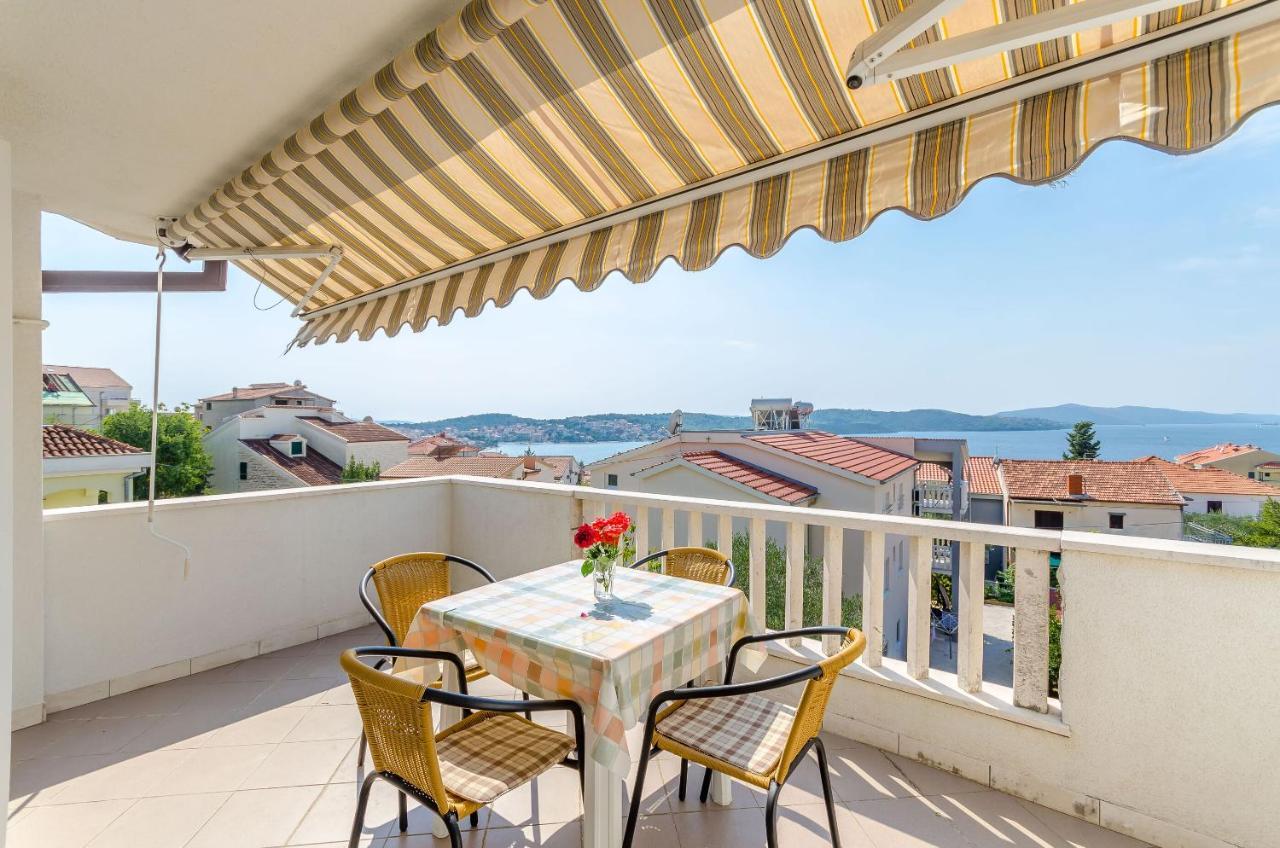 Apartments Tily Trogir Exterior photo