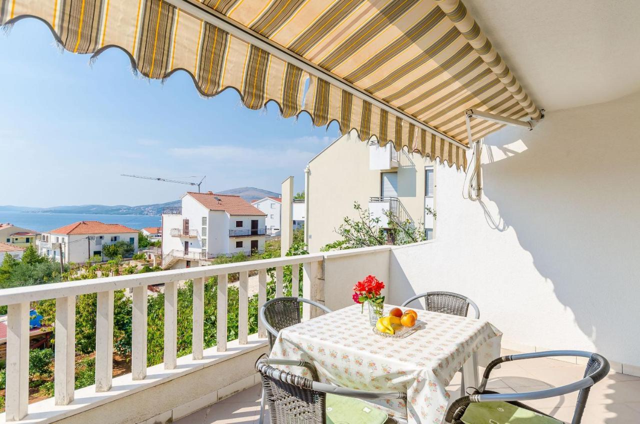 Apartments Tily Trogir Exterior photo