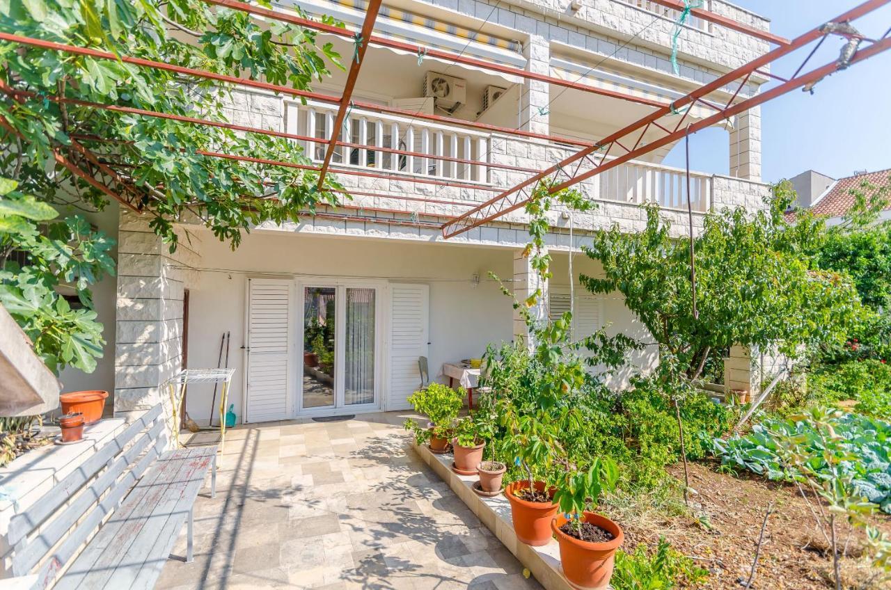 Apartments Tily Trogir Exterior photo
