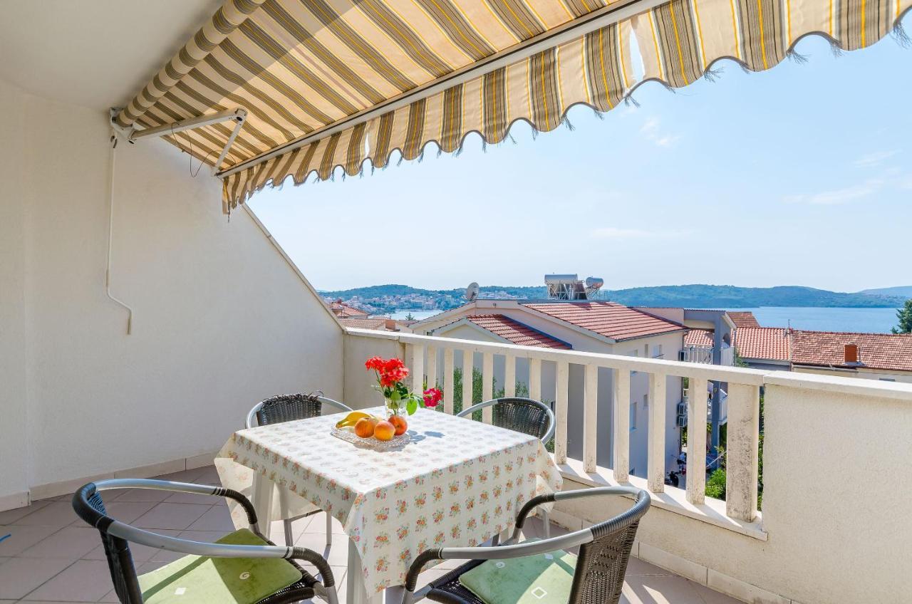 Apartments Tily Trogir Exterior photo